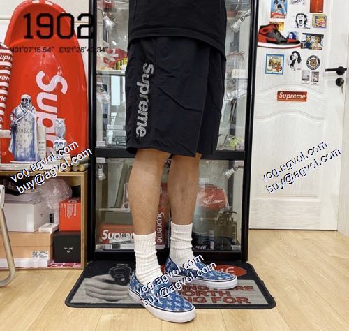 最安値！シュプリームスーパーコピー 2021春夏 活用できるアイテム シュプリーム Supreme Arc Logo Water Short 刺繍の小logoのナイロンのショートパンツ 3色可選