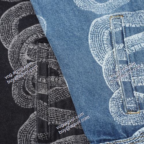 定番のアイテム シュプリーム Supreme &times; HYSTERIC GLAMOUR 2021SS Week4 蛇の紋 ジーンズ 高級感ある シュプリームスーパーコピー 激安 2色可選
