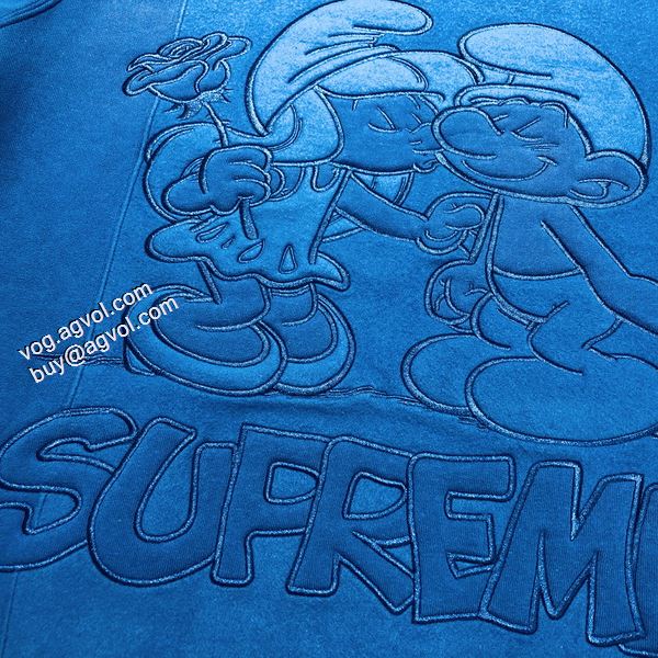 人気雑誌掲載 2020秋冬 2色可選 SUPREMEブランドコピー Supreme x Smurfs Hooded Sweatshirt 青い精霊の連名刺繍ハットの上着 パーカー