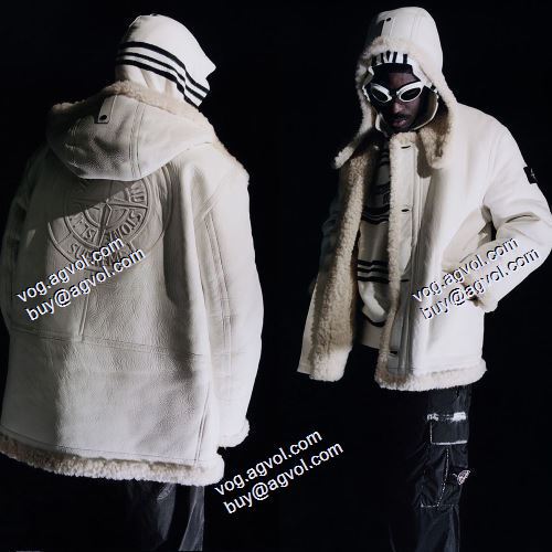 機能性?耐久性抜群 2021春夏 シュプリーム Supreme X Stone Hand-Painted Shearling 毛皮一体のコート SUPREMEコピー ブランド 2色可選