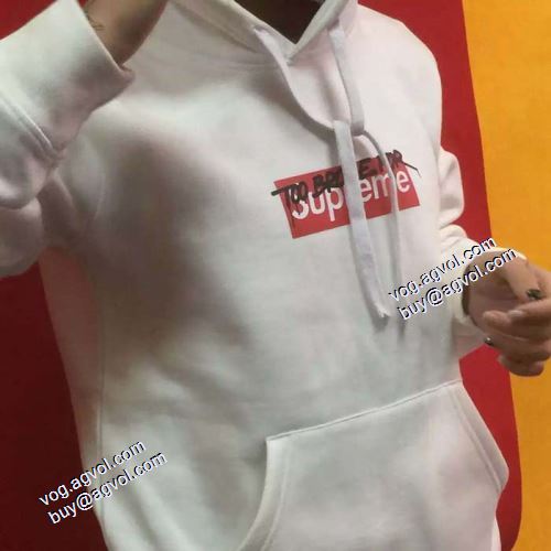 シュプリーム SUPREME 2021秋冬 SUPREMEコピーブランド パーカー 秋のお出かけに最適
