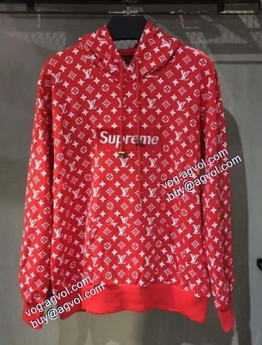 男女兼用パーカー 絶大な人気を誇る プリントパーカ シュプリーム SUPREMEブランドスーパーコピー 2021秋冬