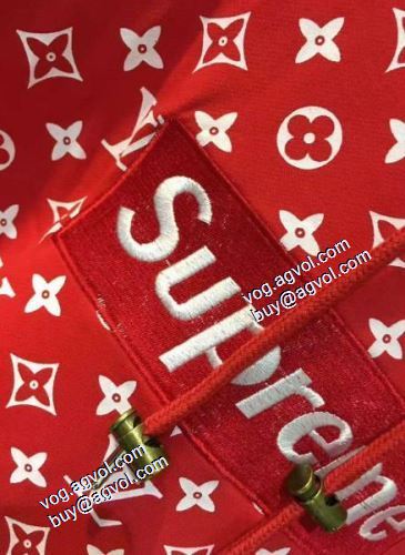 男女兼用パーカー 絶大な人気を誇る プリントパーカ シュプリーム SUPREMEブランドスーパーコピー 2021秋冬