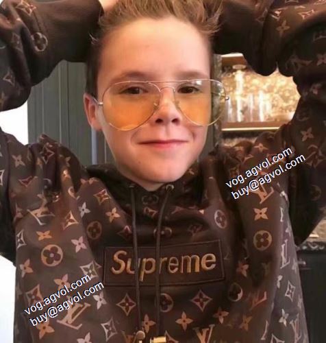 2021秋冬 シュプリーム SUPREMEブランドコピー プリントパーカ パーカー 流行に関係なく長年愛用できる