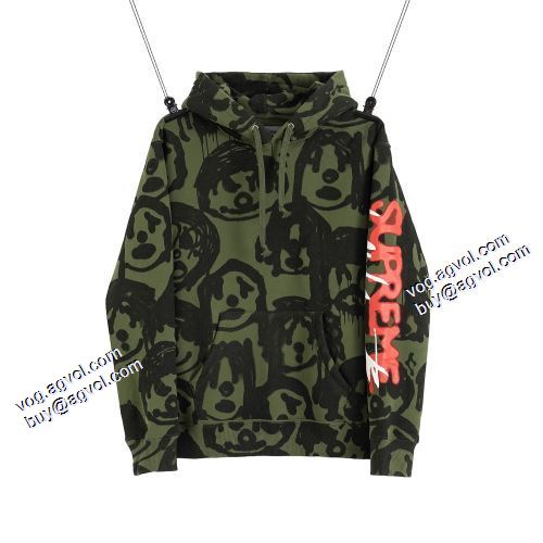 高級感漂わせる 2021-22秋冬 シュプリーム SUPREME パーカー 男女兼用パーカー オリジナルプリント シュプリームブランドスーパーコピー 2色可選 ふわふわな感触 