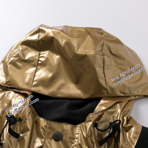 シュプリーム SUPREME  人目を惹くデザイン 2021秋冬 ダスター コート ジャケット ゴールド SUPREMEブランド コピー 撥水加工の施された
