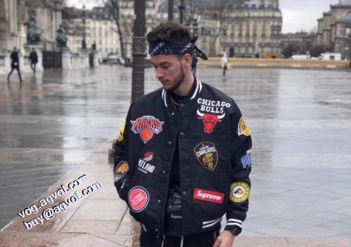 2021秋冬 supreme&NIKE&NBA シュプリーム SUPREME シュプリームブランド コピー 長く愛用できる ジャケット 2色可選 プリント柄 こだわりのコート