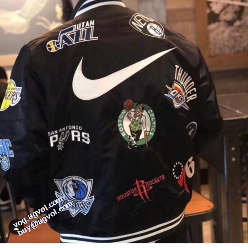 2021秋冬 supreme&NIKE&NBA シュプリーム SUPREME シュプリームブランド コピー 長く愛用できる ジャケット 2色可選 プリント柄 こだわりのコート