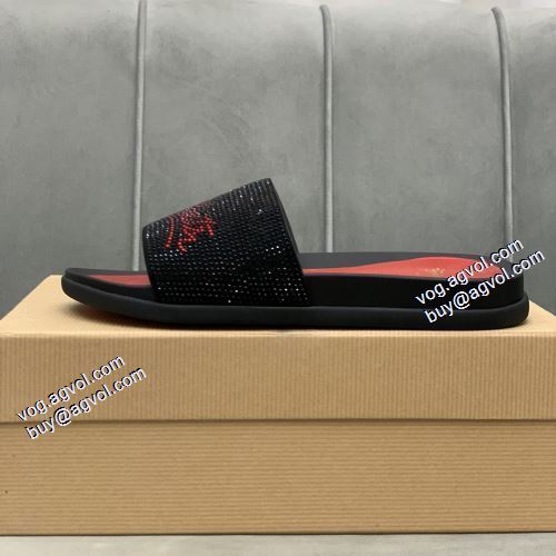 クリスチャンルブタンスーパーコピー 激安 2021春夏 高品質 人気 ホームスリッパ スリッパ クリスチャンルブタン Christian Louboutin スリッパ