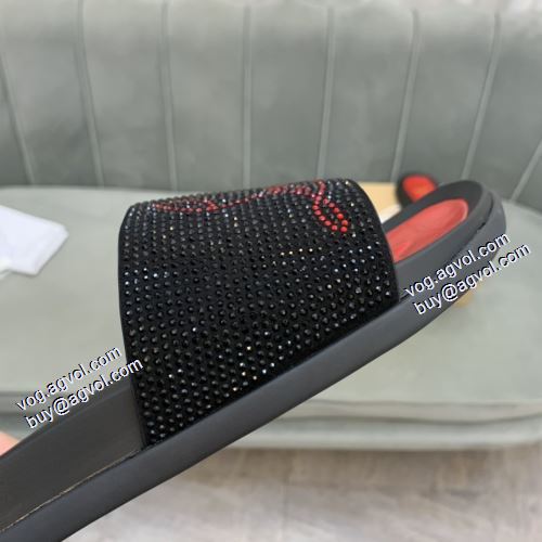 クリスチャンルブタンスーパーコピー 激安 2021春夏 高品質 人気 ホームスリッパ スリッパ クリスチャンルブタン Christian Louboutin スリッパ