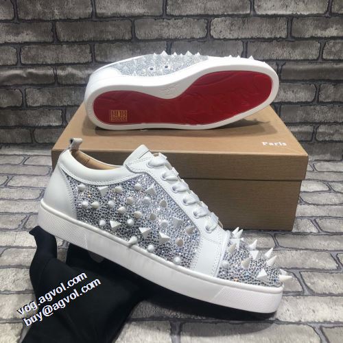 2021秋冬 クリスチャンルブタン Christian Louboutin カジュアルシューズ　最安値に挑戦 クリスチャンルブタンブランド コピー 優しい履き心地 オリジナル 大人の雰囲気抜群 スタッズ
