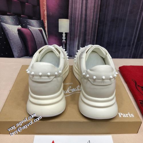 クリスチャンルブタンスーパーコピー 激安 クリスチャンルブタン Christian Louboutin  すべり防止 2色可選 ランニングシューズ 2021秋冬 クッション性 ロードジョグ 魅力ファッション