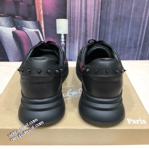 オリジナル 2021秋冬 クリスチャンルブタン Christian Louboutin 2色可選 チロリアンテープ 優しい履き心地 クリスチャンルブタンコピーブランド コスパ最高のプライス スタイリッシュな印象 スニーカー