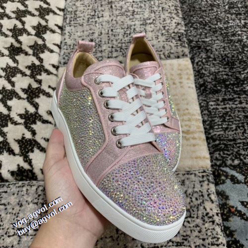 優しい履き心地 クリスチャンルブタン Christian Louboutin 上品に着こなせ フラットシューズ 2021秋冬 ファッション 人気 クリスチャンルブタンコピー 飽きの来ない オリジナル