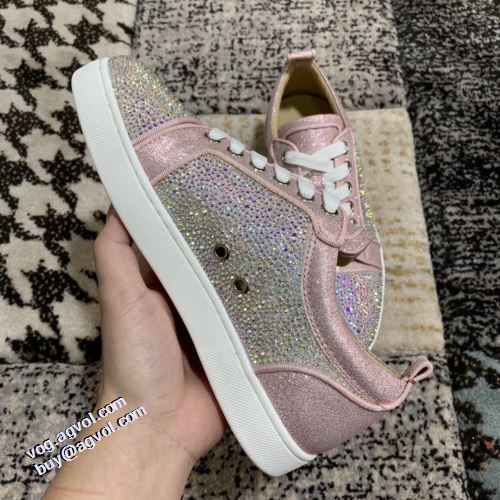 優しい履き心地 クリスチャンルブタン Christian Louboutin 上品に着こなせ フラットシューズ 2021秋冬 ファッション 人気 クリスチャンルブタンコピー 飽きの来ない オリジナル