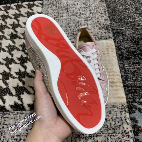 優しい履き心地 クリスチャンルブタン Christian Louboutin 上品に着こなせ フラットシューズ 2021秋冬 ファッション 人気 クリスチャンルブタンコピー 飽きの来ない オリジナル