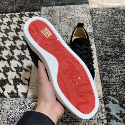 スタッズ クリスチャンルブタンコピーブランド 定番のアイテム フラットシューズ 2021秋冬クリスチャンルブタン Christian Louboutin 極上シューズ カジュアルシューズ 滑りにくい