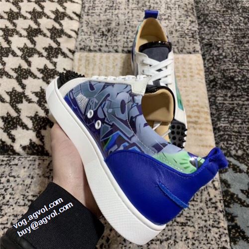 クリスチャンルブタン Christian Louboutin 2021秋冬 リゾートスタイル 足馴染みのいい カジュアルシューズ スタッズ 人気商品登場 クリスチャンルブタンブランドスーパーコピー 高機能防滑ソール