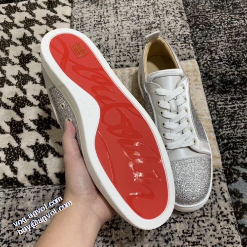 クリスチャンルブタン Christian Louboutin 機能性?耐久性抜群 カジュアルシューズ 足馴染みのいい クリスチャンルブタンコピー すべり防止 軽い履き心地 2021秋冬 リゾートスタイル