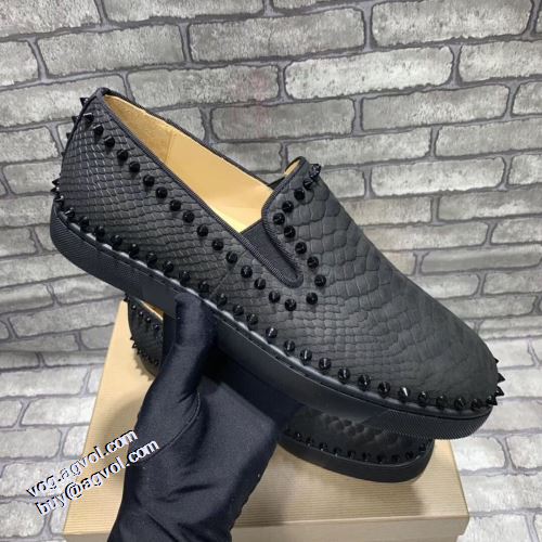 クリスチャンルブタンブランド 偽物 通販 チロリアンテープ 2021秋冬 滑りにくい クリスチャンルブタン Christian Louboutin 機能性も備えたアイテム カジュアルシューズ 汚れも目立ちにくい