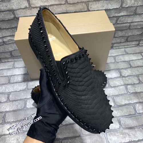 クリスチャンルブタンブランド 偽物 通販 チロリアンテープ 2021秋冬 滑りにくい クリスチャンルブタン Christian Louboutin 機能性も備えたアイテム カジュアルシューズ 汚れも目立ちにくい
