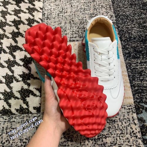 ロードジョグ すべり防止 クリスチャンルブタン Christian Louboutin  カジュアルシューズ 機能性も備えたアイテム クリスチャンルブタンブランドコピー 2021秋冬 クッション加工 オリジナル