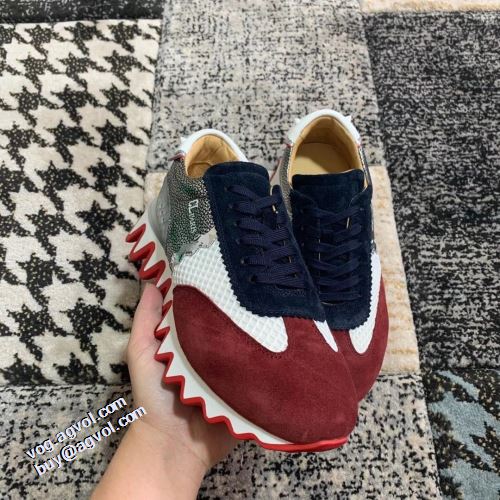 人気商品登場 クリスチャンルブタン Christian Louboutin ファッション 人気 ロードジョグ 足馴染みのいい スニーカー クッション加工 クリスチャンルブタンコピー 2021秋冬 カラーソール