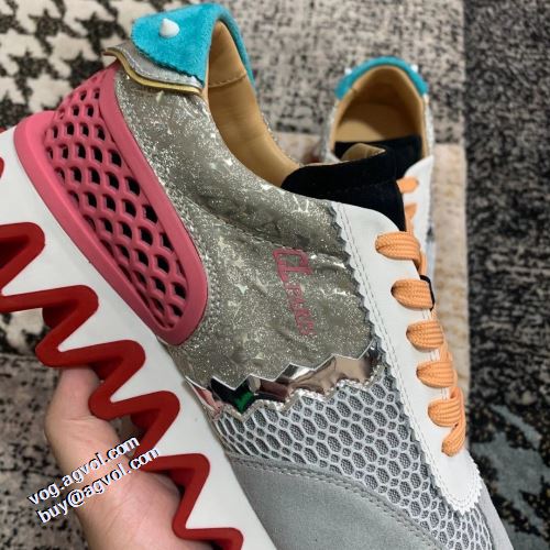 カラーソール 飽きの来ない クッション性 大人の雰囲気抜群 クリスチャンルブタン Christian Louboutin 秋のお出かけに最適 クリスチャンルブタンコピー ブランド ナチュラルな素材感 ランニングシューズ 2021秋冬