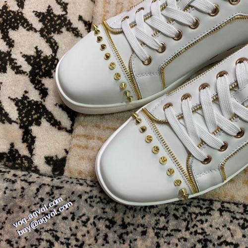 2021秋冬 クリスチャンルブタン Christian Louboutin 女性にも男性にも適応 フラットシューズ 海外セレブ愛用 クリスチャンルブタンブランド コピー 履き心地抜群 スタッズ 滑りにくい