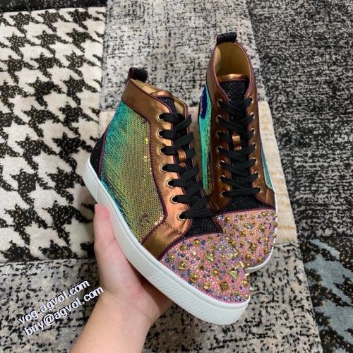 2021秋冬 クリスチャンルブタン Christian Louboutin クリスチャンルブタンブランド コピー スタッズ 機能性も備えたアイテム フラットシューズ 流行を超えた定番シューズ 