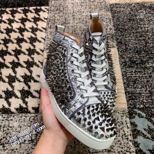 クリスチャンルブタン Christian Louboutin 耐久性に優れ スタッズ 2021秋冬 クリスチャンルブタンコピー ブランド 高機能防滑ソール ハイトップシューズ