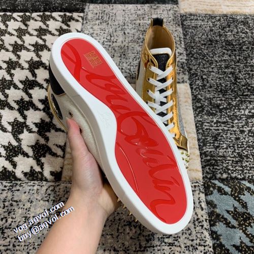 極上シューズ クリスチャンルブタンスーパーコピー 2021秋冬 クリスチャンルブタン Christian Louboutin フラットシューズ 機能性 耐久性抜群 歩きやすい　疲れない　痛くない