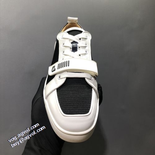 2021秋冬 フラットシューズ 履き心地抜群 クリスチャンルブタン Christian Louboutin 超軽量設計 クリスチャンルブタンスーパーコピー 激安 売れ筋のいい 滑りにくい