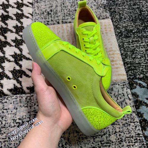 クリスチャンルブタン Christian Louboutin オリジナル 人気新品★超特価★ カジュアルシューズ 2021秋冬 これからの季節の足元のアクセント クリスチャンルブタンスーパーコピー 代引