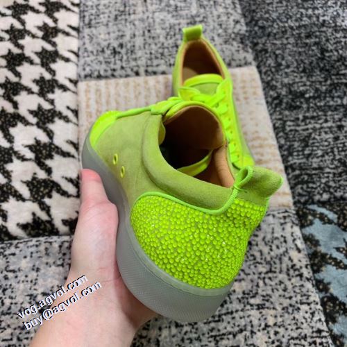 クリスチャンルブタン Christian Louboutin オリジナル 人気新品★超特価★ カジュアルシューズ 2021秋冬 これからの季節の足元のアクセント クリスチャンルブタンスーパーコピー 代引