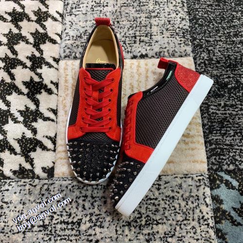 クリスチャンルブタン Christian Louboutin 滑りにくい フラットシューズ 2021秋冬 今買い◎得 クリスチャンルブタンブランド コピー 軽い履き心地