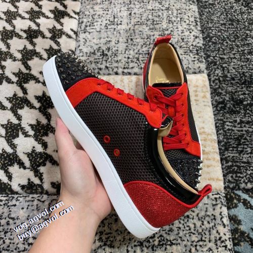 クリスチャンルブタン Christian Louboutin 滑りにくい フラットシューズ 2021秋冬 今買い◎得 クリスチャンルブタンブランド コピー 軽い履き心地