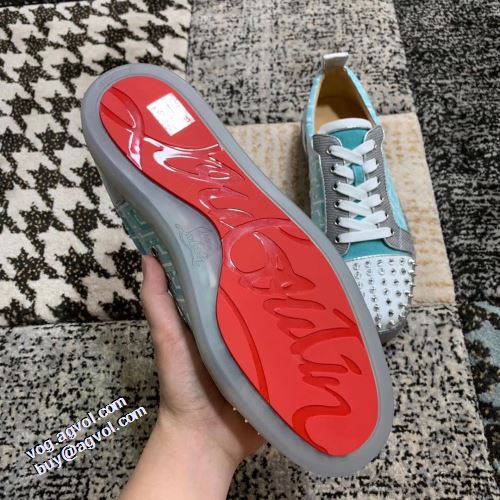 2021秋冬 クリスチャンルブタン Christian Louboutin カジュアルシューズ バイカラー スタイリッシュな印象 スタッズ クリスチャンルブタンスーパーコピー 激安