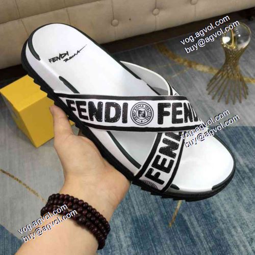 履き心地のいい 2021春夏 フェンディ FENDI スリッパ フェンディスーパーコピー 3色可選 軽量で疲れにくい セレブ愛用の超人気商品 飽きの来ない 