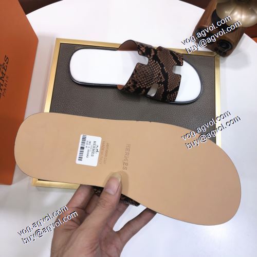 2色可選 スリッパ エルメスコピー 2021春夏 エルメス HERMES 先行販売 コンフォートサンダル 大人 トレンド 着用 
