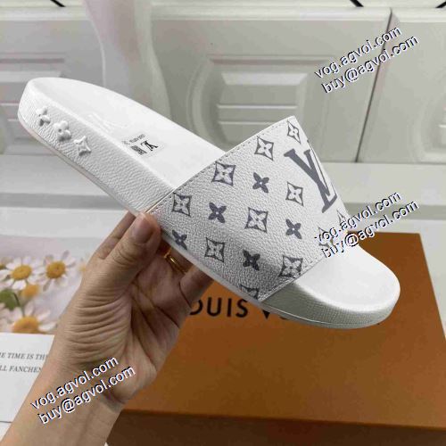 派手 ：比较华丽的 2021春夏LOUIS VUITTON ルイ ヴィトンブランドスーパーコピー 高級ルームシューズ 履き心地抜群 靴の滑り止め