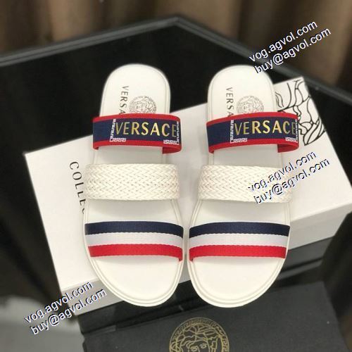 ファッション 人気 今一番HOTな新品 優しい履き心地 2021春夏 ヴェルサーチVERSACE 2色可選 スリッパ ヴェルサーチブランド 偽物 通販