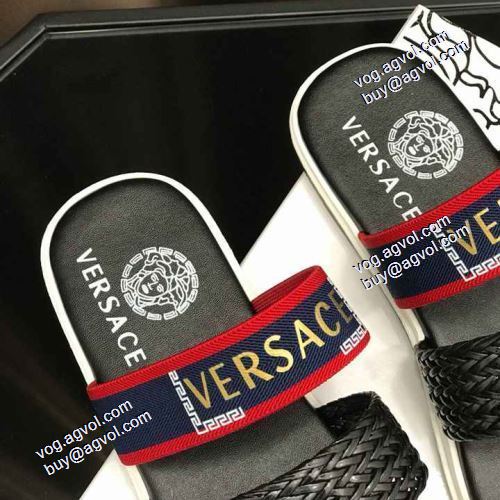ファッション 人気 今一番HOTな新品 優しい履き心地 2021春夏 ヴェルサーチVERSACE 2色可選 スリッパ ヴェルサーチブランド 偽物 通販