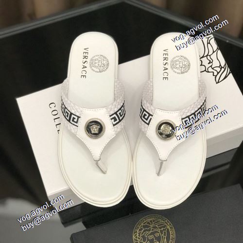 ポップ 2021春夏 ヴェルサーチVERSACE トングサンダル スリッパ ヴェルサーチブランドコピー 2色可選 春夏に最も需要のある 歩きやすい　疲れない　痛くない