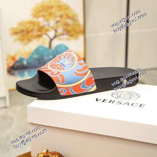サボサンダル ヴェルサーチコピーブランド スリッパ 2021春夏 ヴェルサーチVERSACE ファッション 人気 チノパン 狙える優秀アイテム すべり防止