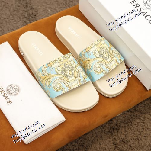 ヴェルサーチブランドコピー スリッパ サボサンダル 2021春夏 ヴェルサーチVERSACE 完成度の高い逸品 履き心地抜群 前開きタイプ
