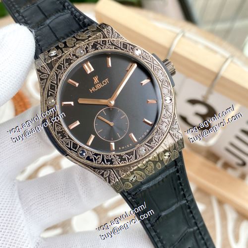 機械式（自動巻き）ムーブメント 高級感漂わせる 6色可選 ウブロ HUBLOTコピー 2021春夏 メンズ 腕時計 316ステンレス クラシカル大三針は月相設計を搭載しています