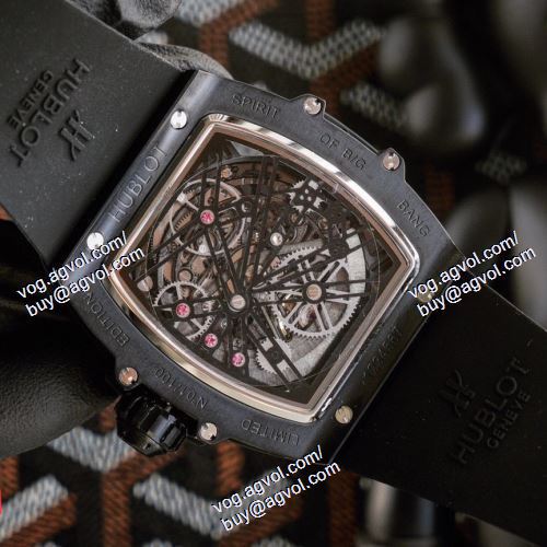 HUBLOT 高級感を備えている BIG BANG シリーズ 腕時計 6色可選ウブロ HUBLOT 2021春夏 ウブロブランド 偽物 通販 ムーブメントの構造は科学技術感に満ちています，メンズ腕時計コピー