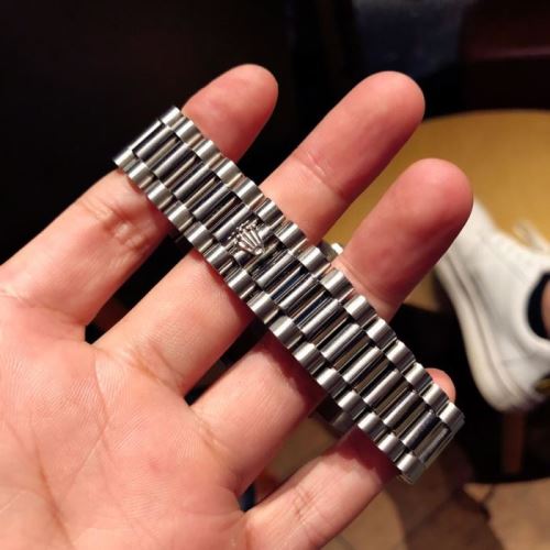 メッキ18K金 カレンダー機能付き 豊富なサイズ ROLEXスーパーコピー 2021秋冬 ロレックス ROLEX サファイヤクリスタル風防 3色可選