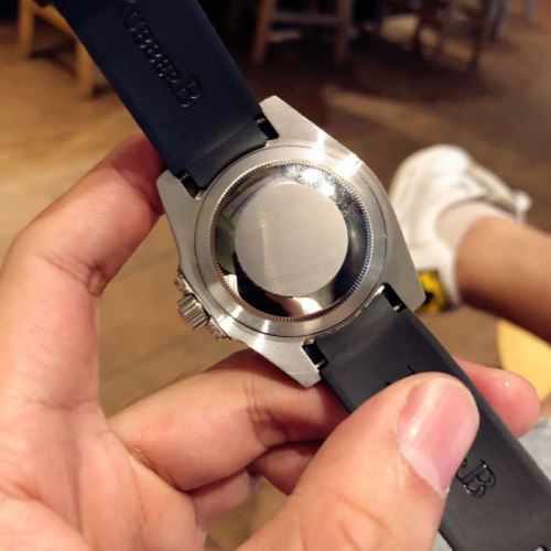ダイヤ付き時計ケース 5色可選 全自动机械机芯 サファイヤクリスタル風防 2021秋冬 ロレックス ROLEX 日付表示 高品質 人気 ロレックスコピー